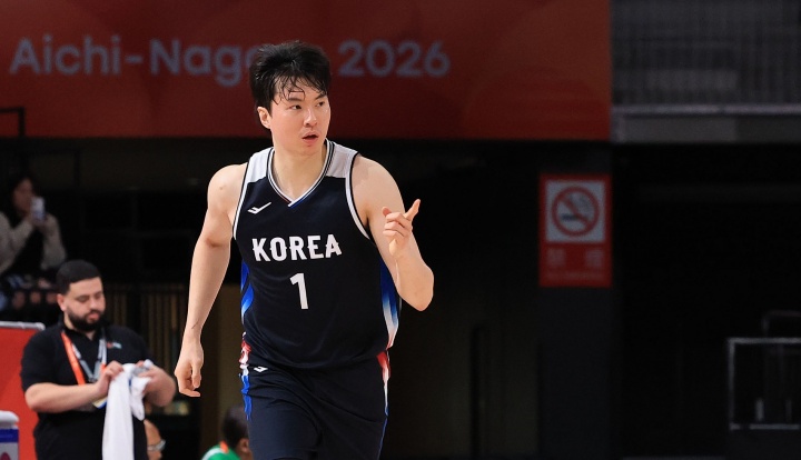 免兵役的诱惑!亚运男篮半决赛韩国半场36-24领先伊朗 李贤重11分