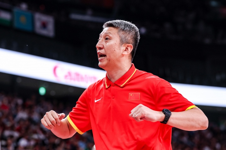 解说:郭士强该不该下课和会不会是两件事 目前看下课可能性较小