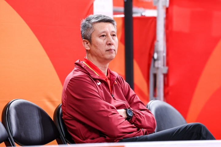 媒体人:09年亚锦赛决赛输球或许没阴谋 更多是郭士强体系呆板?