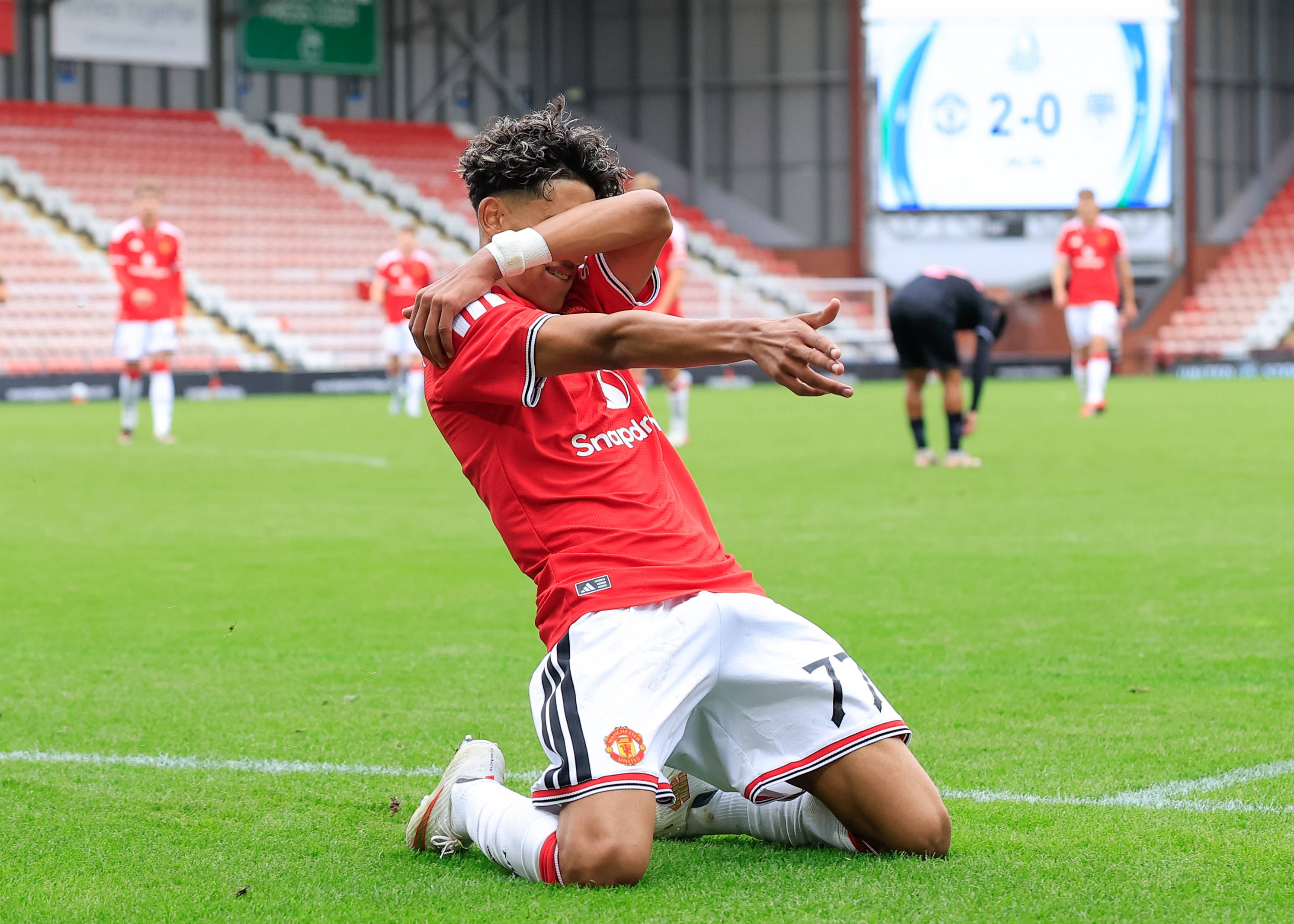 去意已决?曼晚:曼联预计15岁JJ不会留队,4年前就知道巴萨兴趣