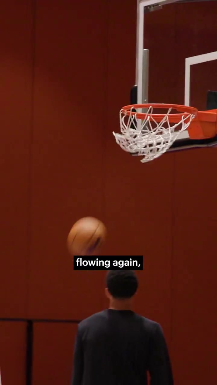 里夫斯谈篮球魅力:永远有提升空间