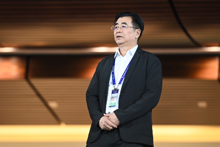 宋凯调研多家青训机构:要坚守初心、深耕细作不断完善青训体系
